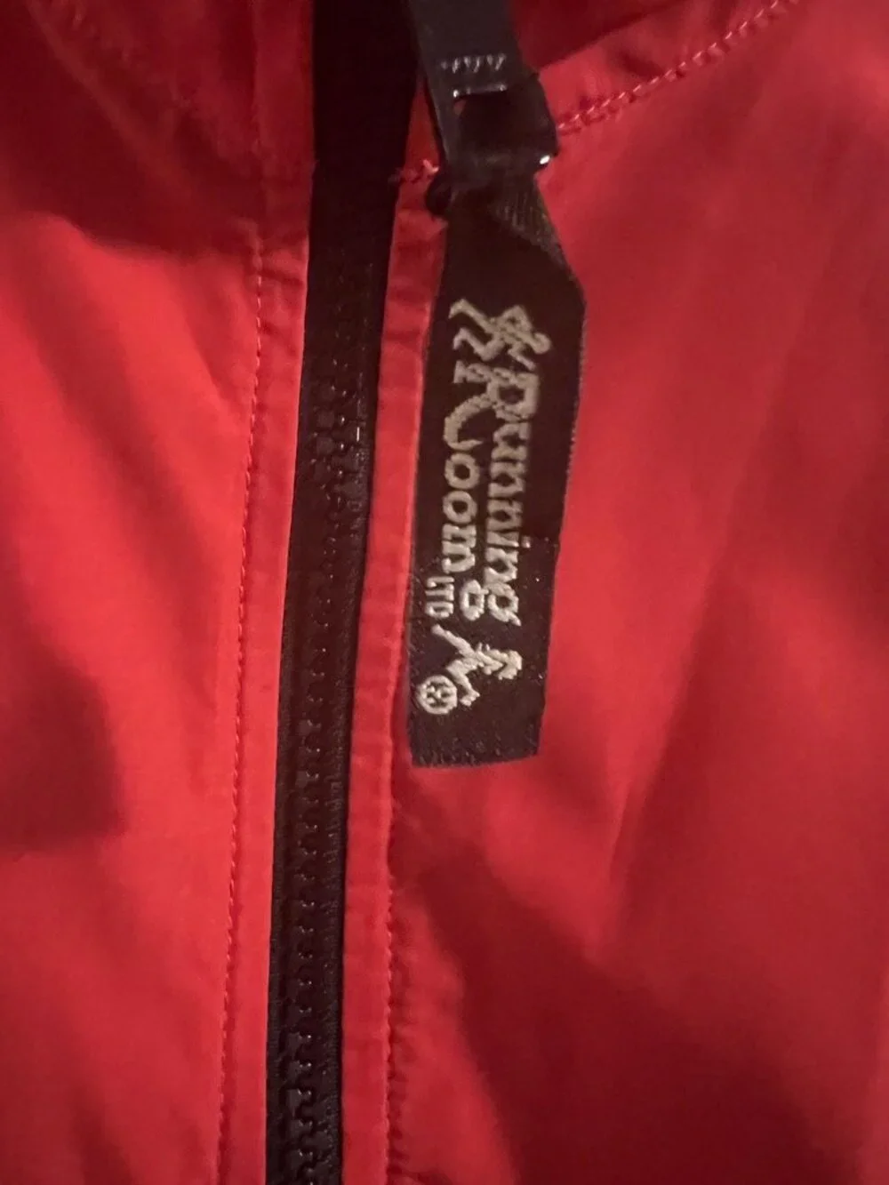 Ladies Running Room Jacket - Picture 2 of 6
